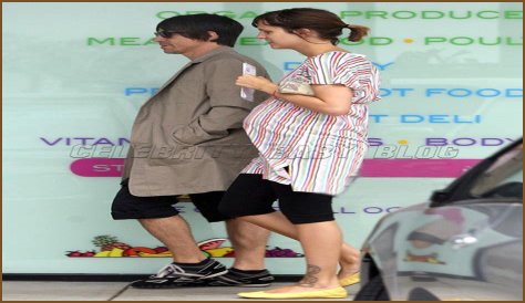 Discovering Anthony Kiedis' Daughter In 2023: A Glimpse Into Her Life